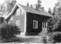 Ett av de första egna hemmen uppfört i Brånshult, Kristberg. Bild: Ur "Sveriges bebyggelse" (Stockholm, 1947)